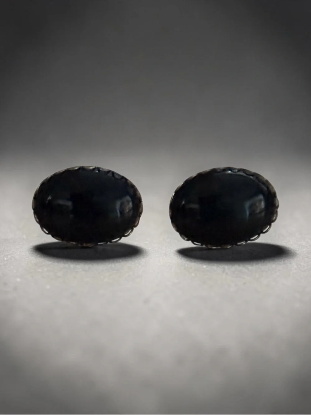🫶🏻 Vintage Black Oval Cufflinks